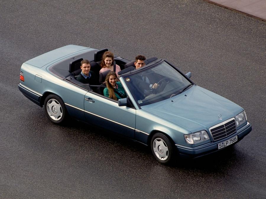  Mercedes-Benz E200 Cabrio 1994 года  (фото 4 из 9)